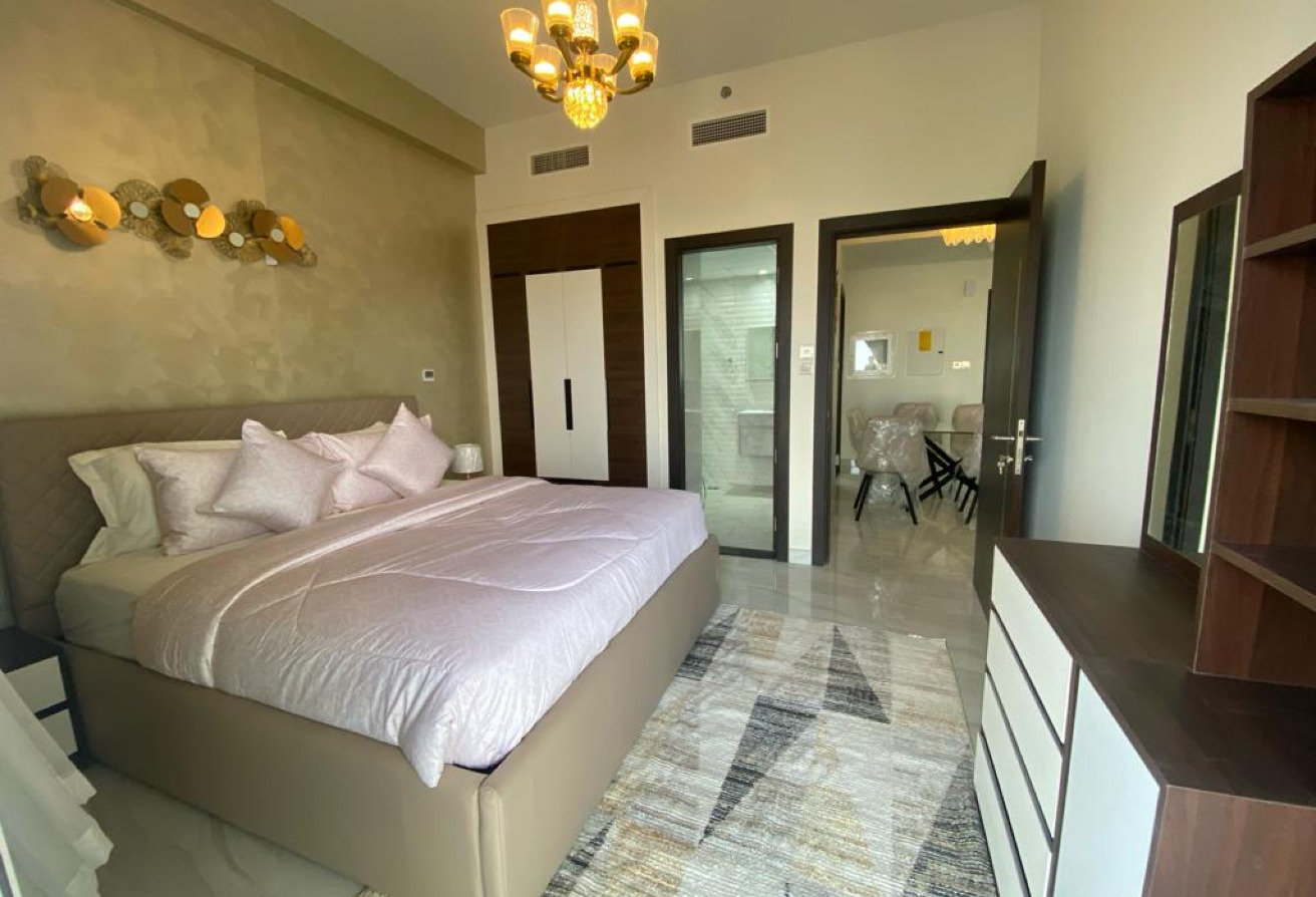 Spacious 1BR | 842 Sqft | Jewels by Danube Living